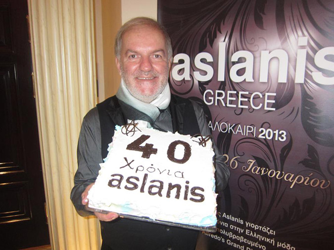 Михалис Асланис