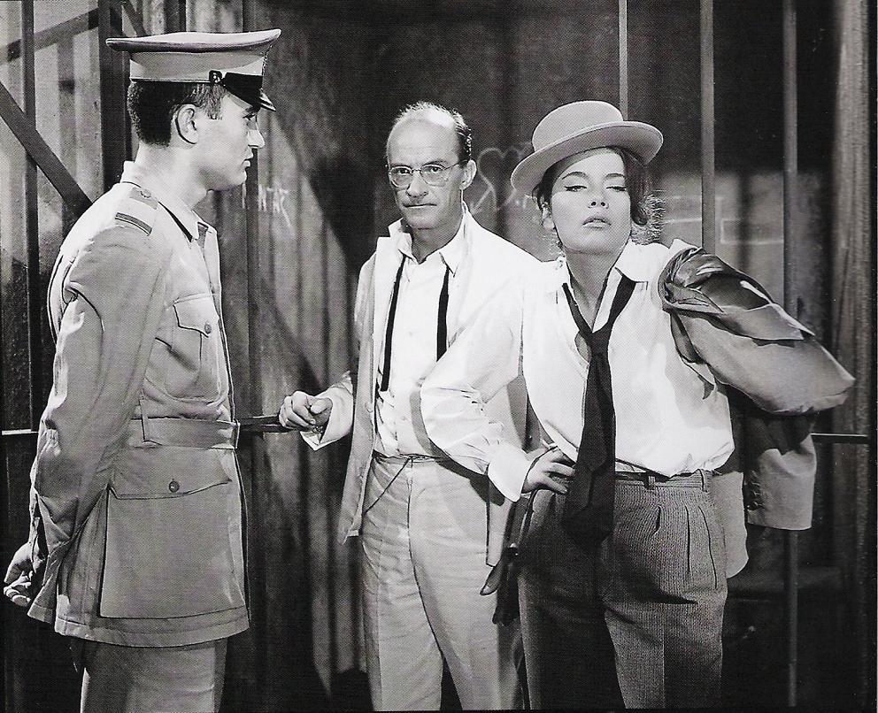 Дженни Карези. Динос Илиопулос