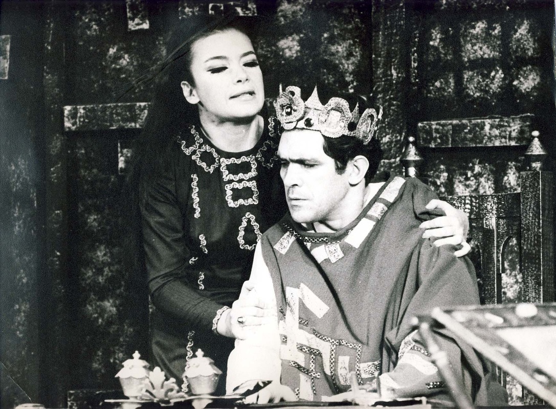 Дженни Карези, Костас Казакос (театр)