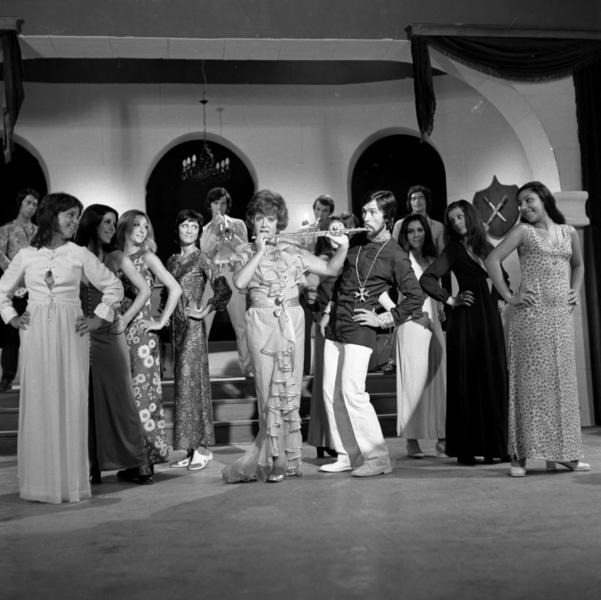 Фотис Метаксопулос, Рена Влахопулу в фиьме «Герцогиня Керкиры»