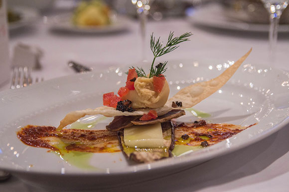 Sympossio by Aldemar