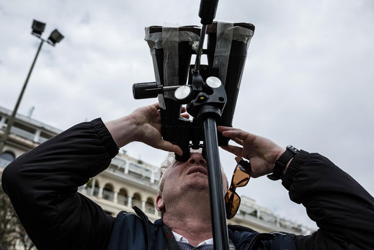 Затмение солнца в Салониках