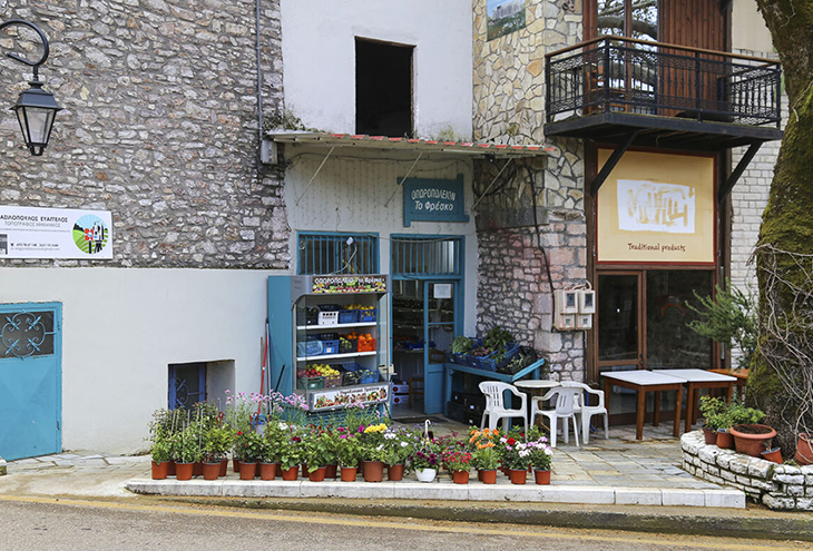 Андрицино, Пелопоннес. Фото с сайта  - karidotsouflo.gr